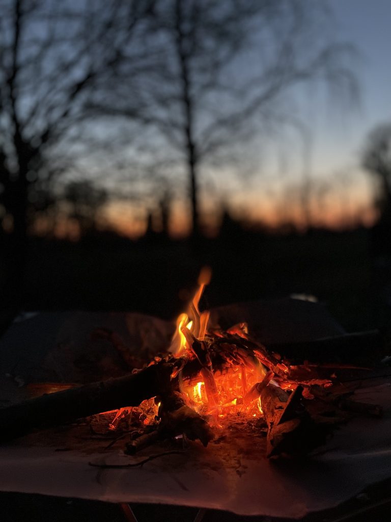 Feuerschale am alten Kulturhaus Dambeck